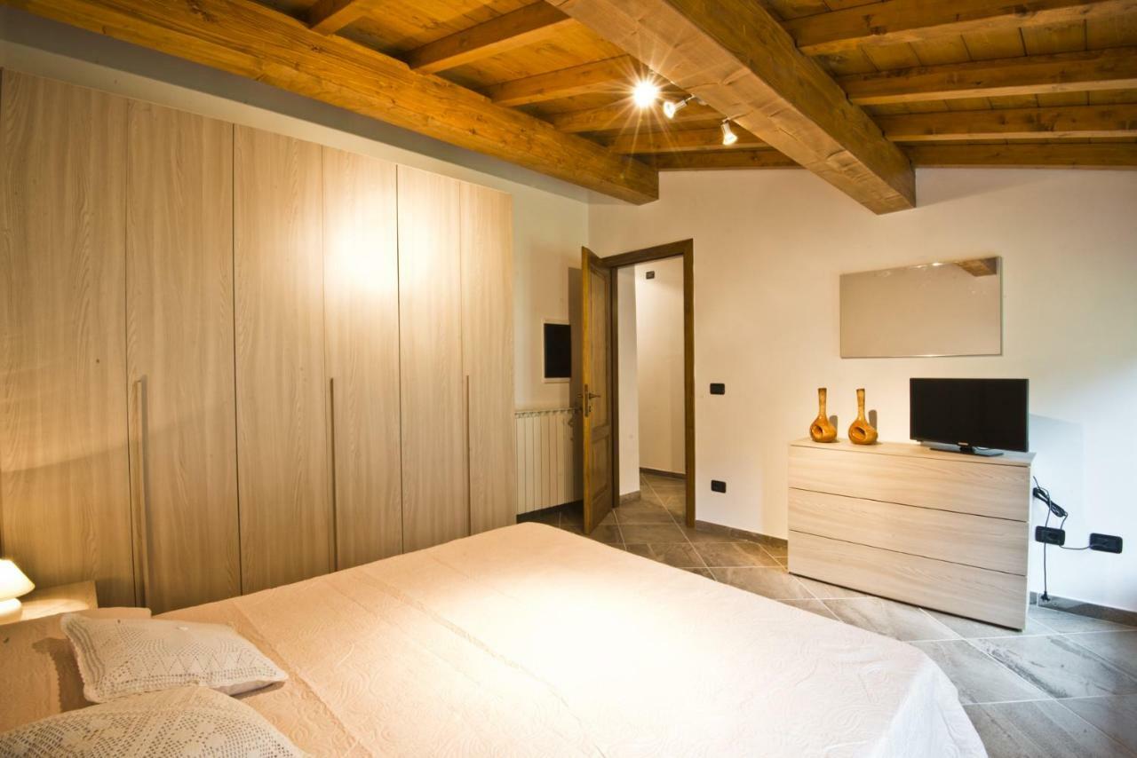 Bed and Breakfast Le Casine Del Borgo Борго-а-Моццано Экстерьер фото