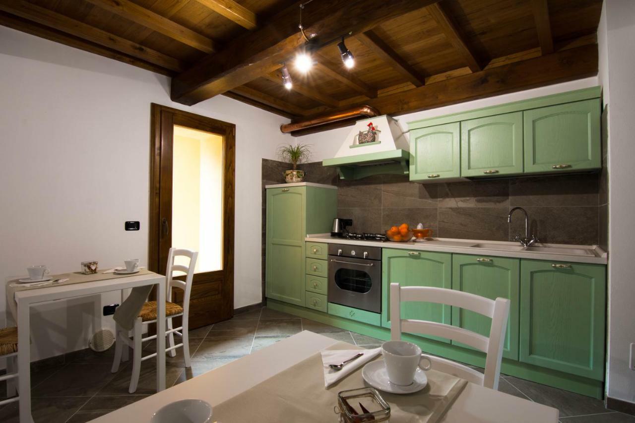 Bed and Breakfast Le Casine Del Borgo Борго-а-Моццано Экстерьер фото